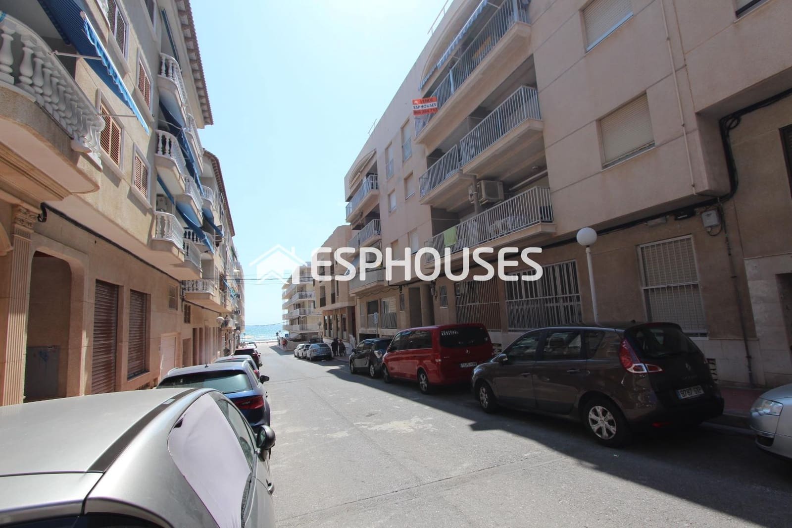 3 quarto Apartamento para venda em Guardamar del Segura com garagem - 229 000 € (Ref: 9444308)