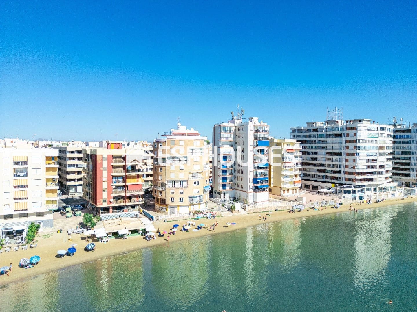 Apartamento de 3 habitaciones en Torrevieja en venta - 390.000 € (Ref: 9444320)