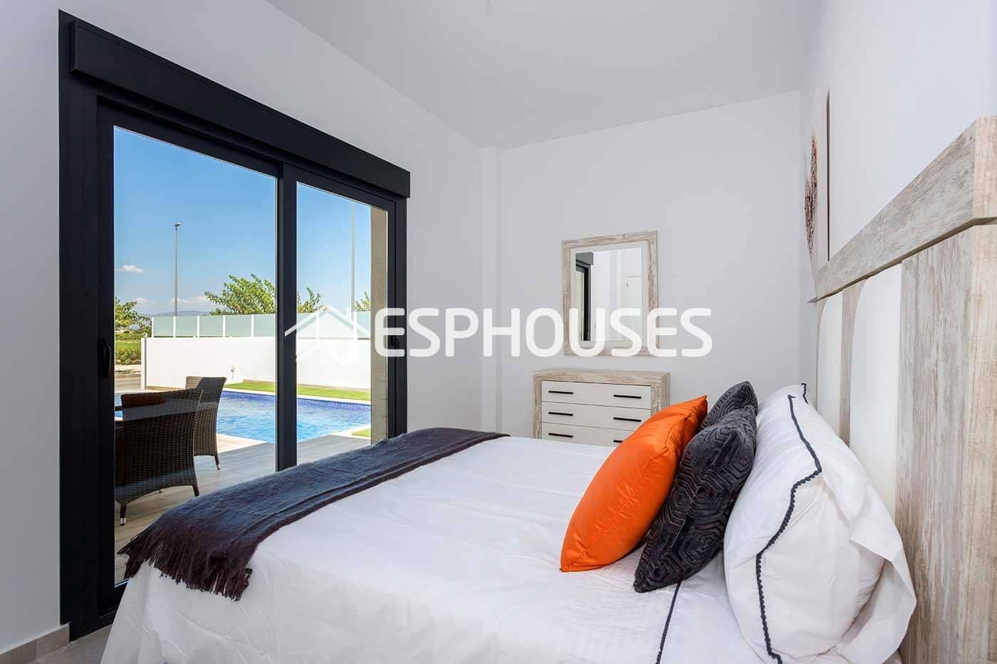 3 soverom Bungalow til salgs i Daya Nueva med svømmebasseng garasje - € 349 000 (Ref: 9444341)