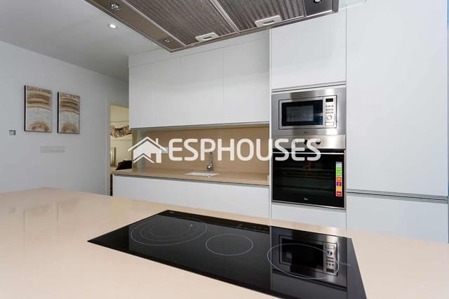 3 makuuhuone Bungalow myytävänä paikassa Daya Nueva mukana uima-altaan 
autotalli - 349 000 € (Ref: 9444341)