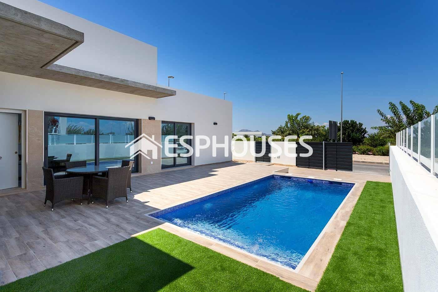 3 soverom Bungalow til salgs i Daya Nueva med svømmebasseng garasje - € 349 000 (Ref: 9444341)