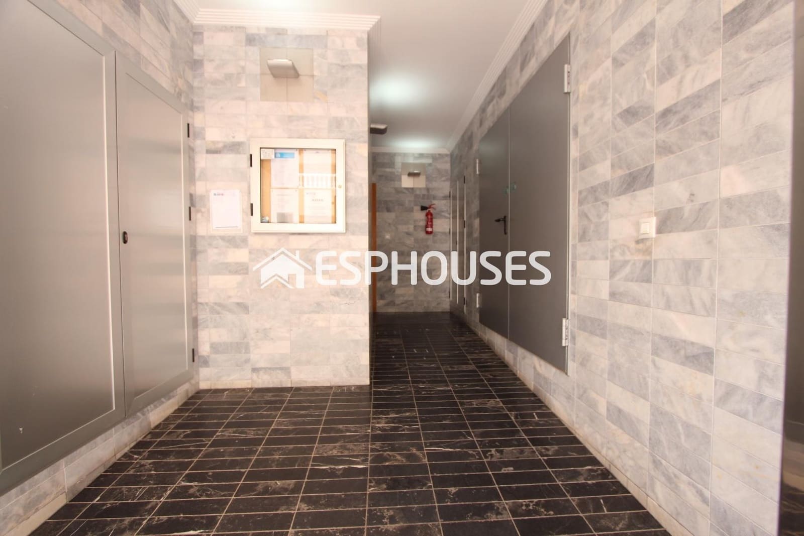 2 makuuhuone Huoneisto myytävänä paikassa Guardamar del Segura - 189 000 € (Ref: 9444343)