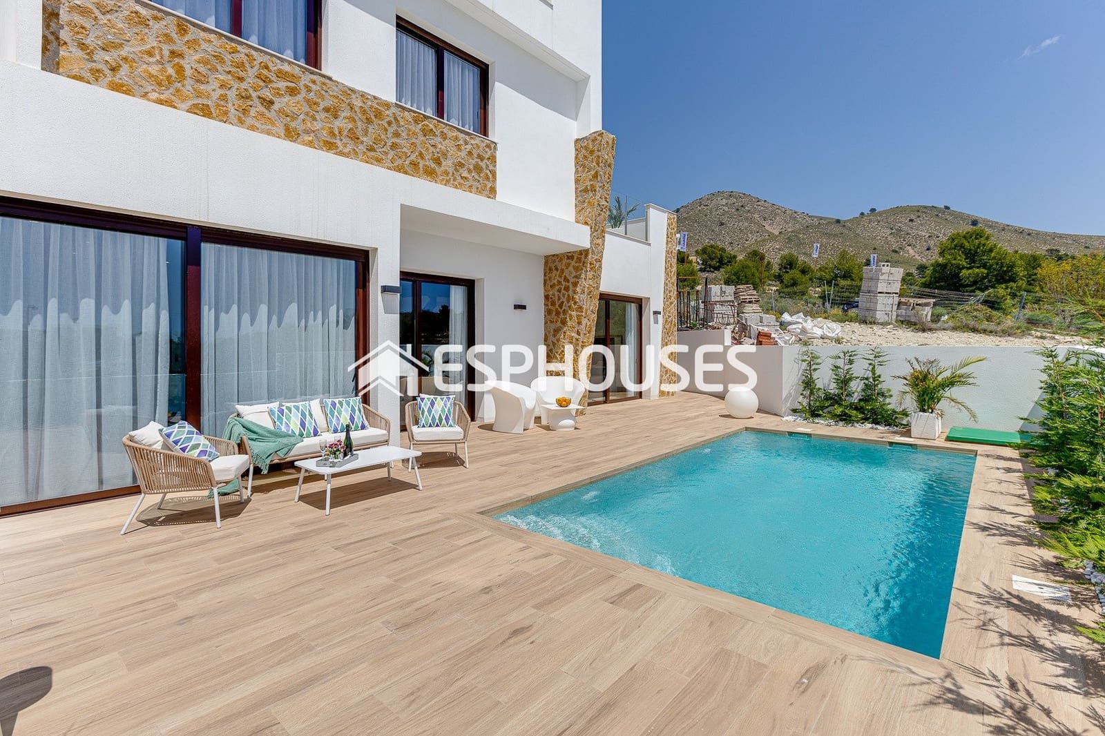 3 soveværelse Villa til salg i Finestrat med swimmingpool garage - € 540.000 (Ref: 9444344)