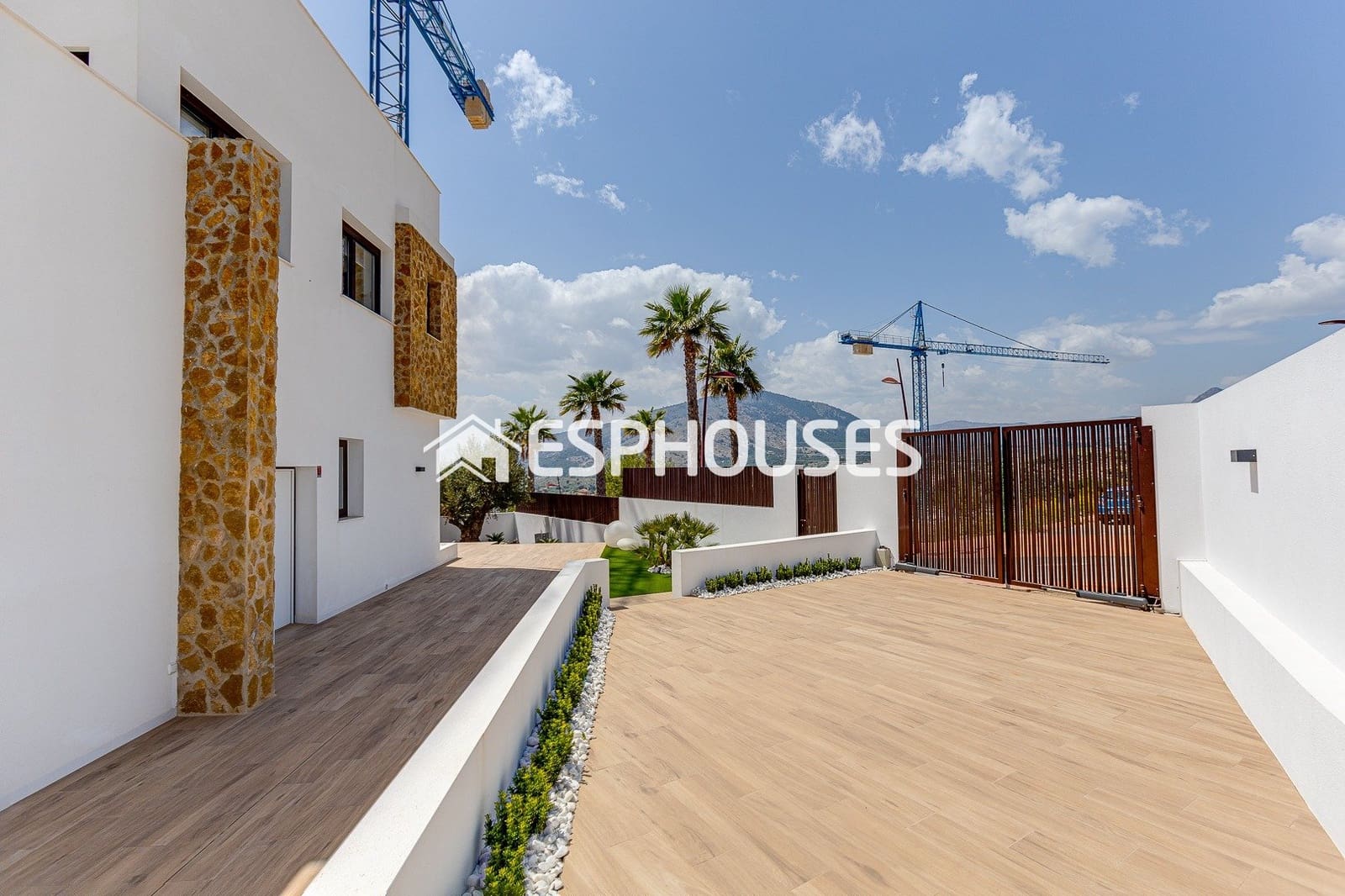 3 soveværelse Villa til salg i Finestrat med swimmingpool garage - € 540.000 (Ref: 9444344)