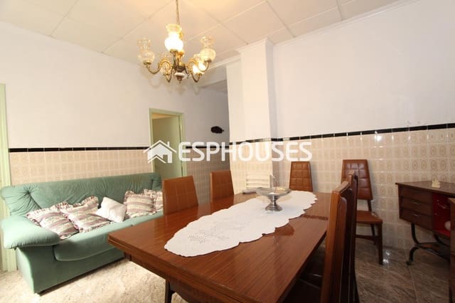 4 chambre Villa/Maison à vendre à Zona Pueblo, Guardamar del Segura - 189 990 € (Ref: 9444345)