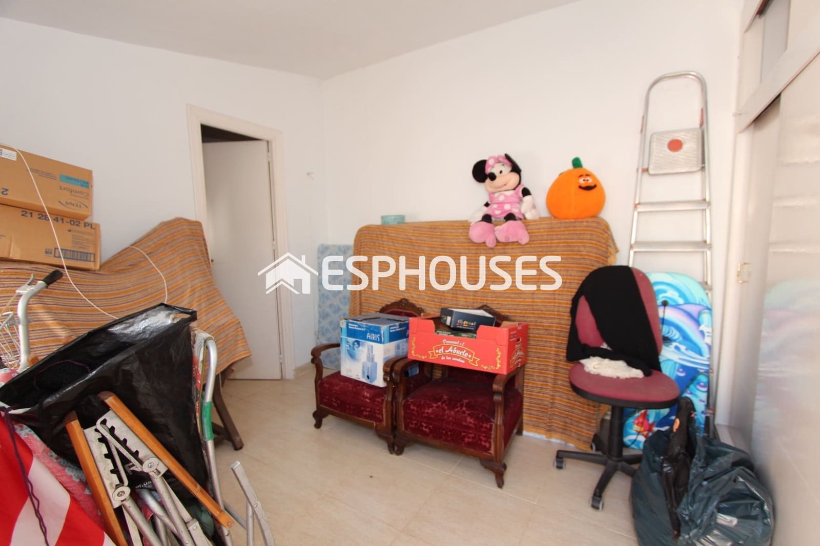 4 chambre Maison de Ville à vendre à Guardamar del Segura - 189 990 € (Ref: 9444345)