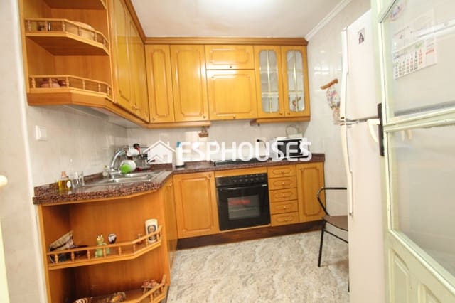 4 soverom Hus til salgs i Zona Pueblo, Guardamar del Segura - € 189 990 (Ref: 9444345)
