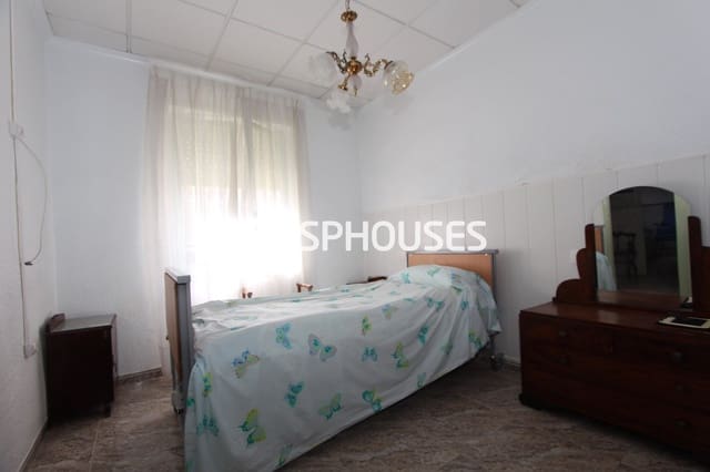 4 soverom Hus til salgs i Zona Pueblo, Guardamar del Segura - € 189 990 (Ref: 9444345)