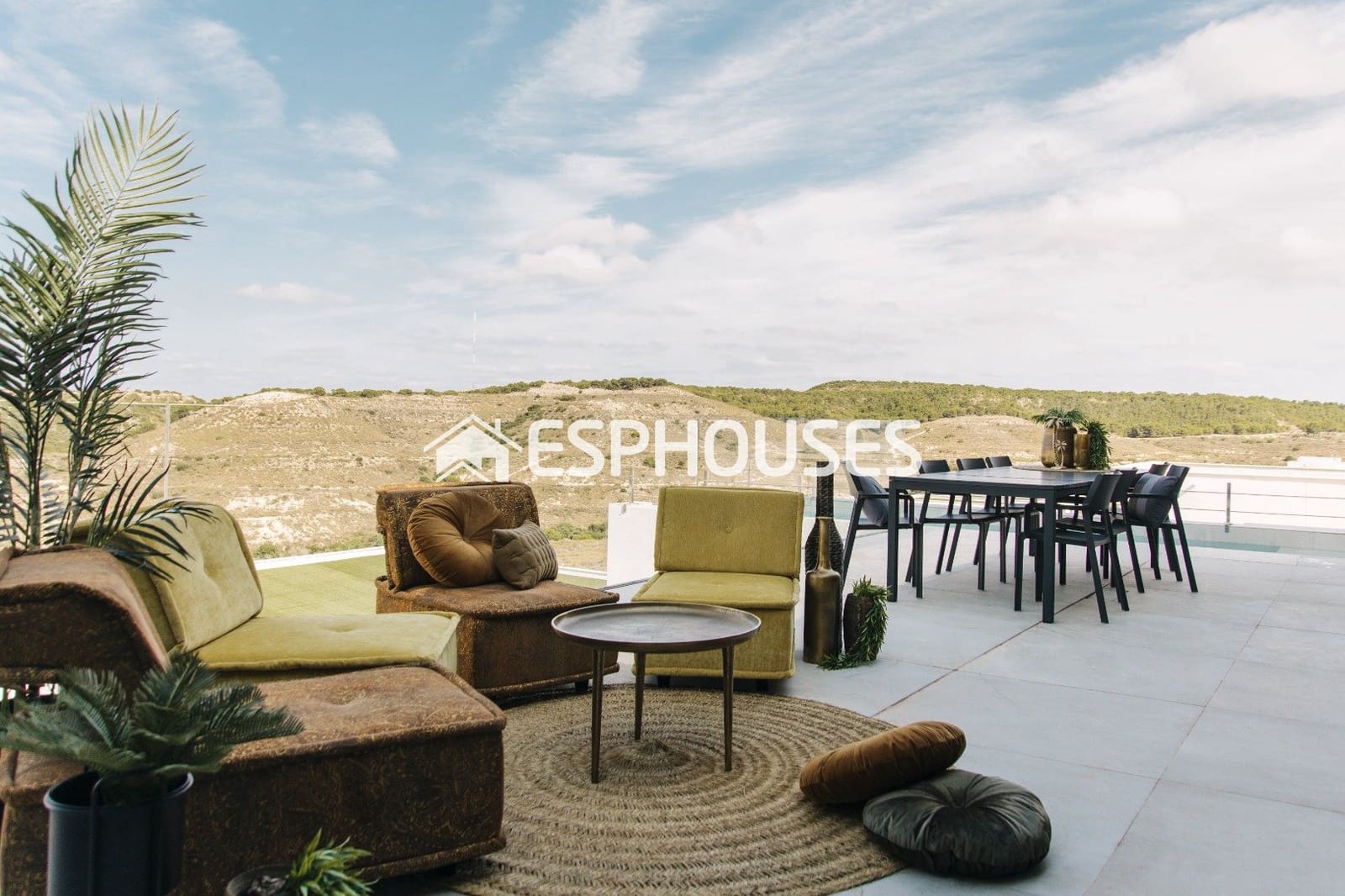 3 soverom Villa til salgs i Ciudad Quesada med svømmebasseng - € 995 000 (Ref: 9444346)