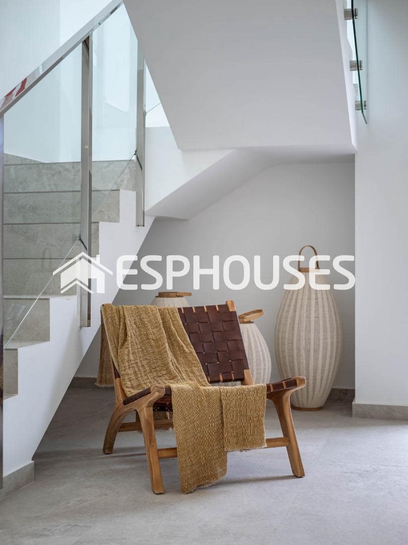 Chalet de 3 habitaciones en Algorfa en venta con piscina garaje - 478.000 € (Ref: 9444353)