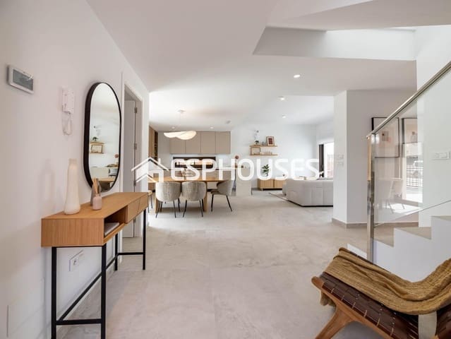 Chalet de 3 habitaciones en Algorfa en venta con piscina garaje - 478.000 € (Ref: 9444353)