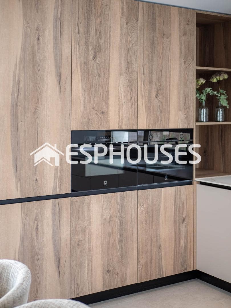 Chalet de 3 habitaciones en Algorfa en venta con piscina garaje - 478.000 € (Ref: 9444353)