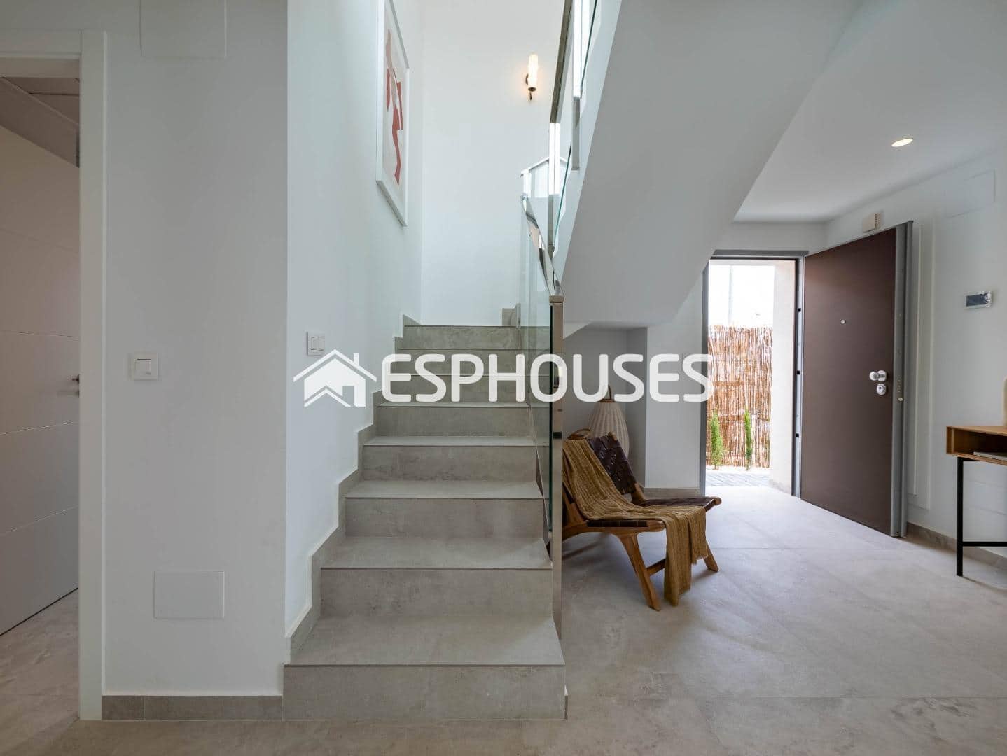 Chalet de 3 habitaciones en Algorfa en venta con piscina garaje - 478.000 € (Ref: 9444353)