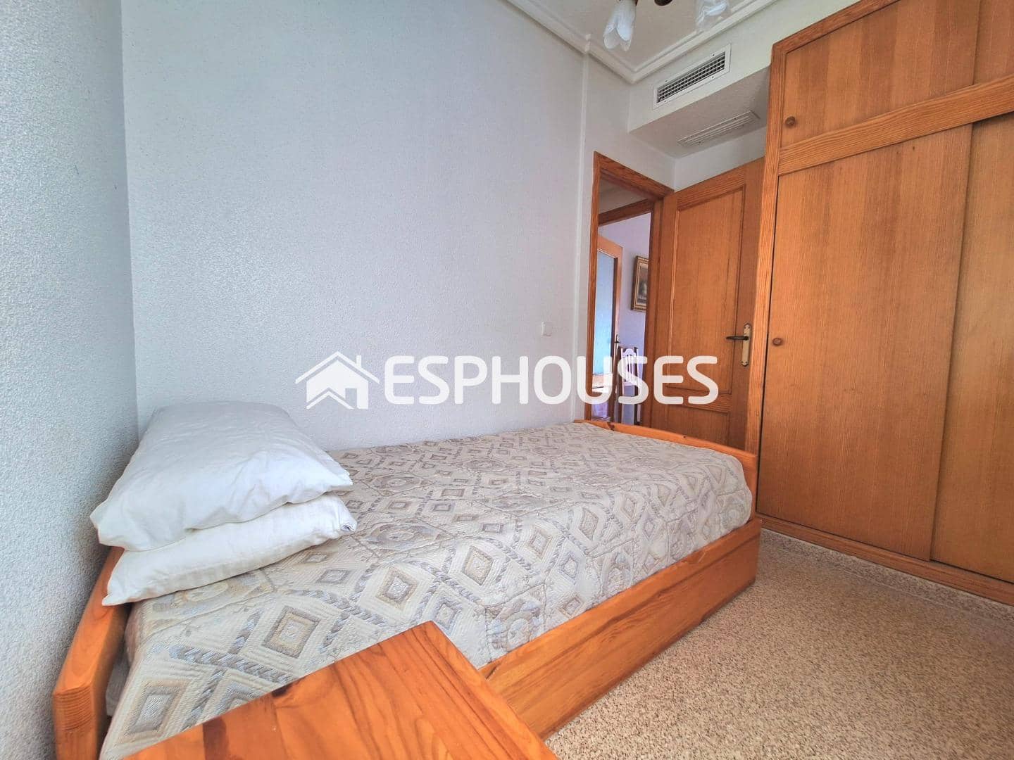 Apartamento de 2 habitaciones en Guardamar del Segura en venta con garaje - 230.000 € (Ref: 9444355)