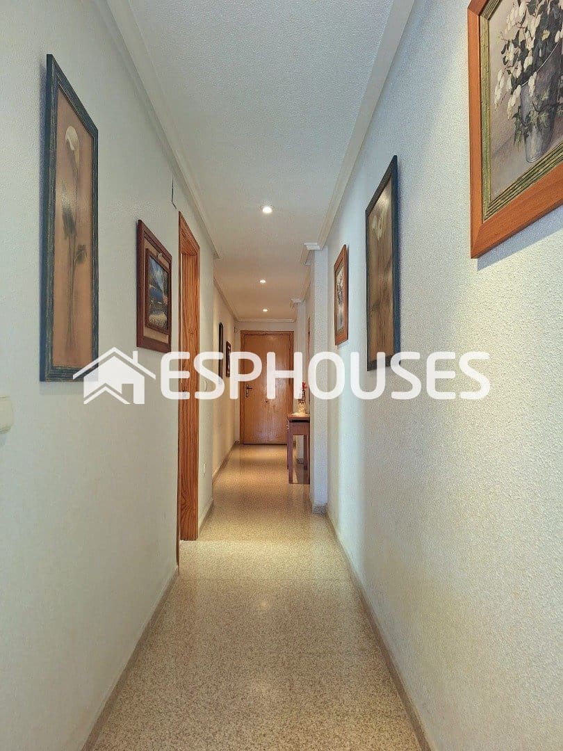 2 sovrum Lägenhet till salu i Guardamar del Segura med garage - 230 000 € (Ref: 9444355)