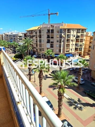 2 bedroom Apartment for sale in Zona Pueblo, Guardamar del Segura with garage - € 230,000 (Ref: 9444355)