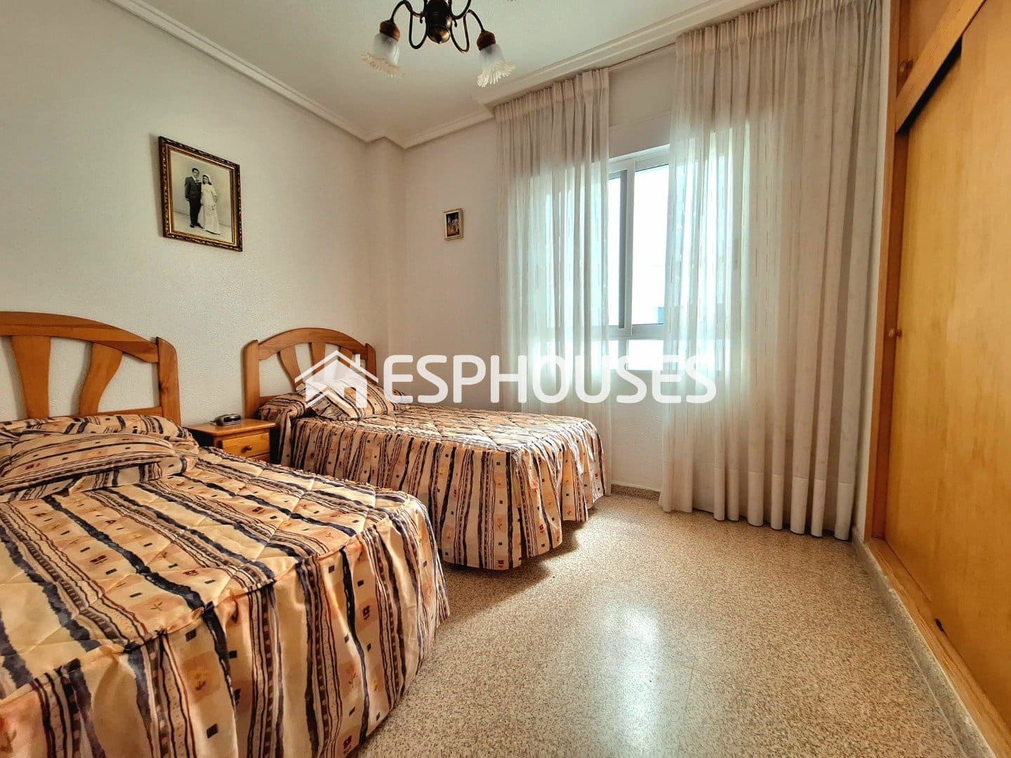2 sovrum Lägenhet till salu i Guardamar del Segura med garage - 230 000 € (Ref: 9444355)