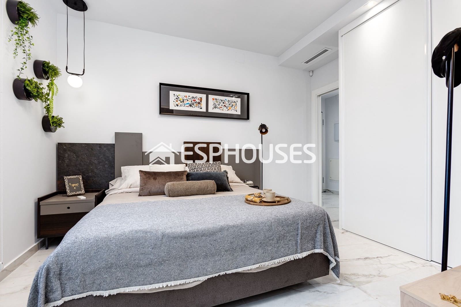 2 chambre Appartement à vendre à Torrevieja avec piscine garage - 293 000 € (Ref: 9444358)