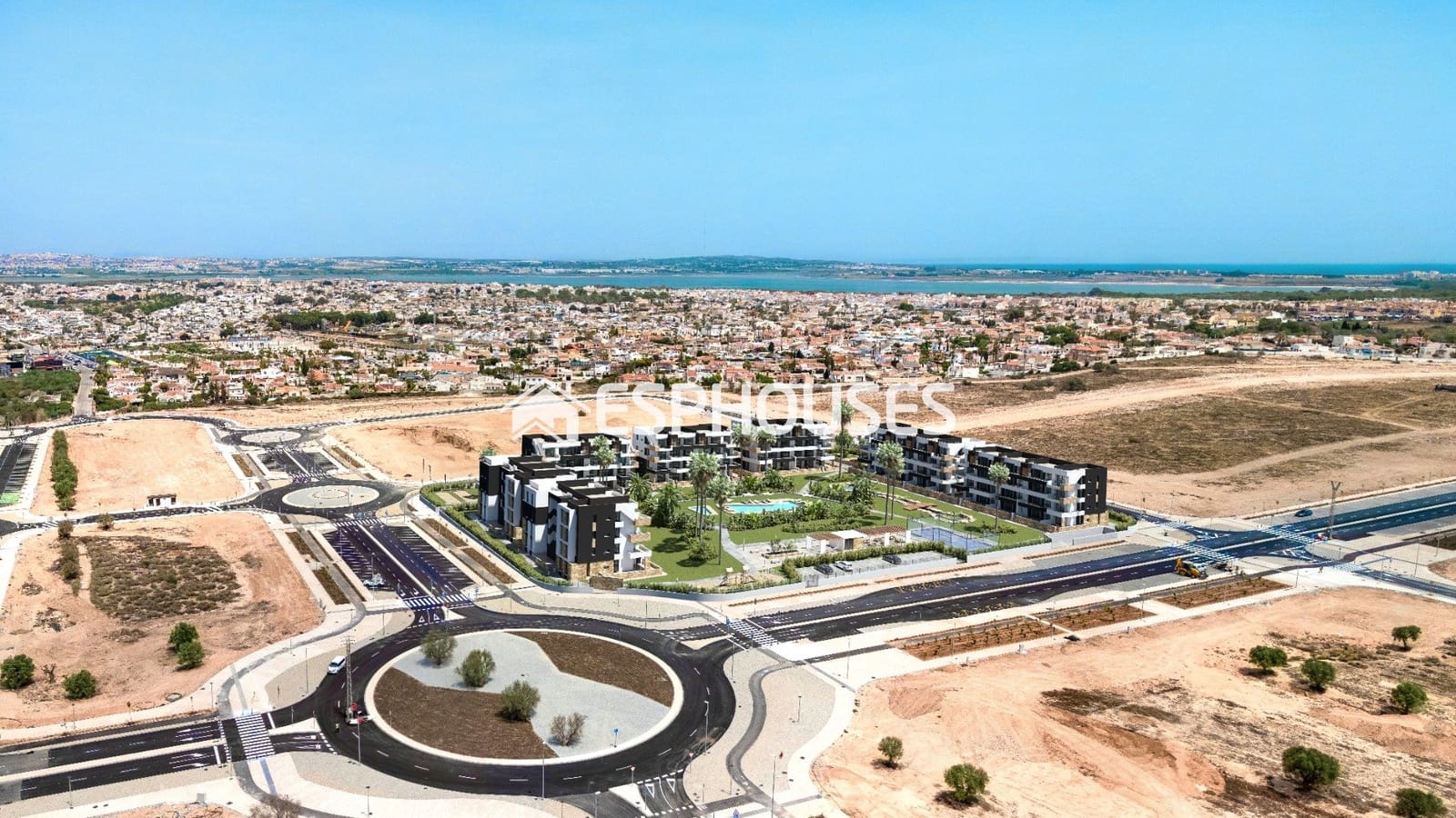 2 bedroom Penthouse for sale in Torrevieja with pool garage - € 344,000 (Ref: 9444360)