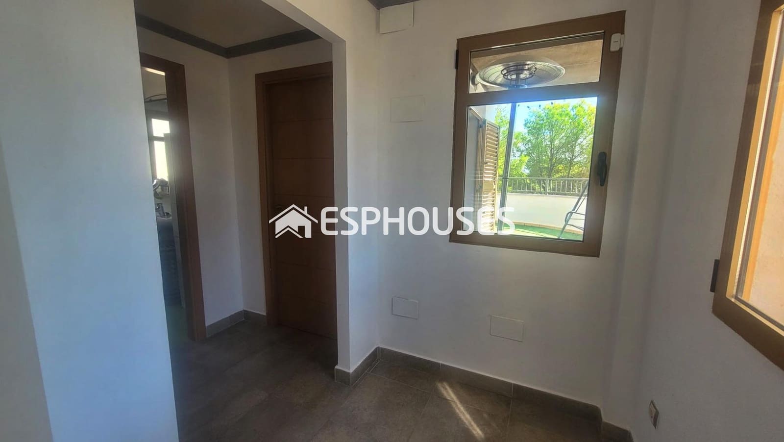 3 bedroom Villa for sale in Finestrat with pool - € 625,000 (Ref: 9444361)