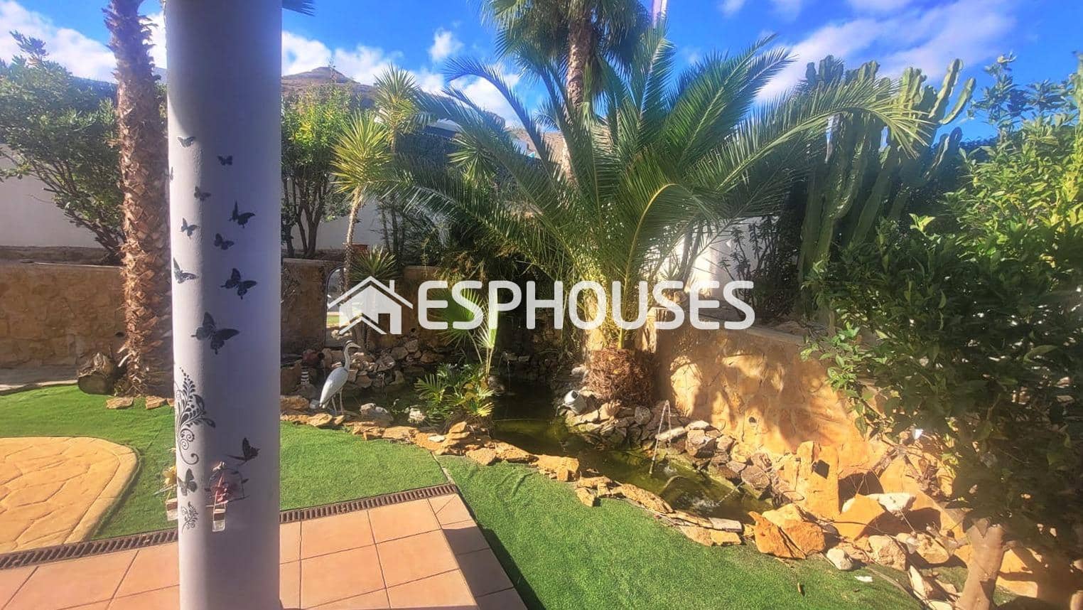 3 bedroom Villa for sale in Finestrat with pool - € 625,000 (Ref: 9444361)