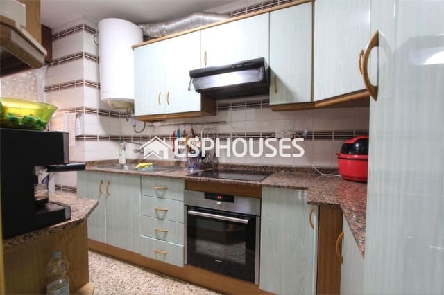 Apartamento de 3 habitaciones en Guardamar Playa, Guardamar del Segura en venta con garaje - 253.000 € (Ref: 9444363)