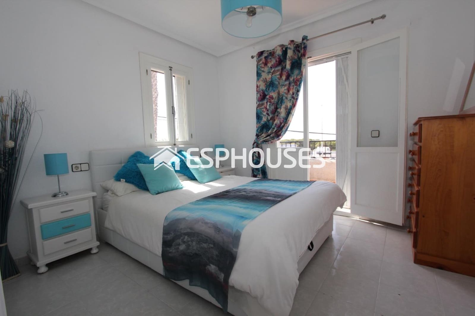 3 soverom Bungalow til salgs i Guardamar del Segura med svømmebasseng garasje - € 169 000 (Ref: 9444376)