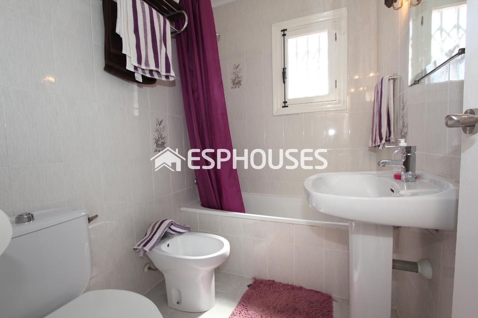 3 soverom Bungalow til salgs i Guardamar del Segura med svømmebasseng garasje - € 169 000 (Ref: 9444376)