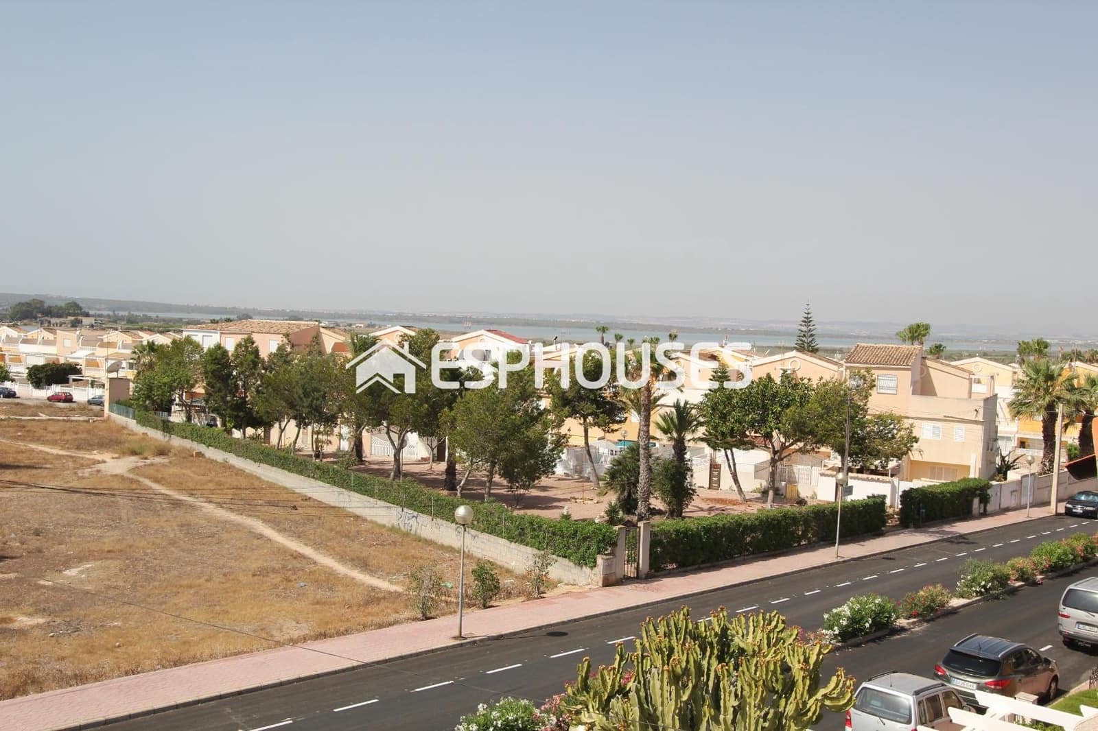 3 soverom Bungalow til salgs i Guardamar del Segura med svømmebasseng garasje - € 169 000 (Ref: 9444376)