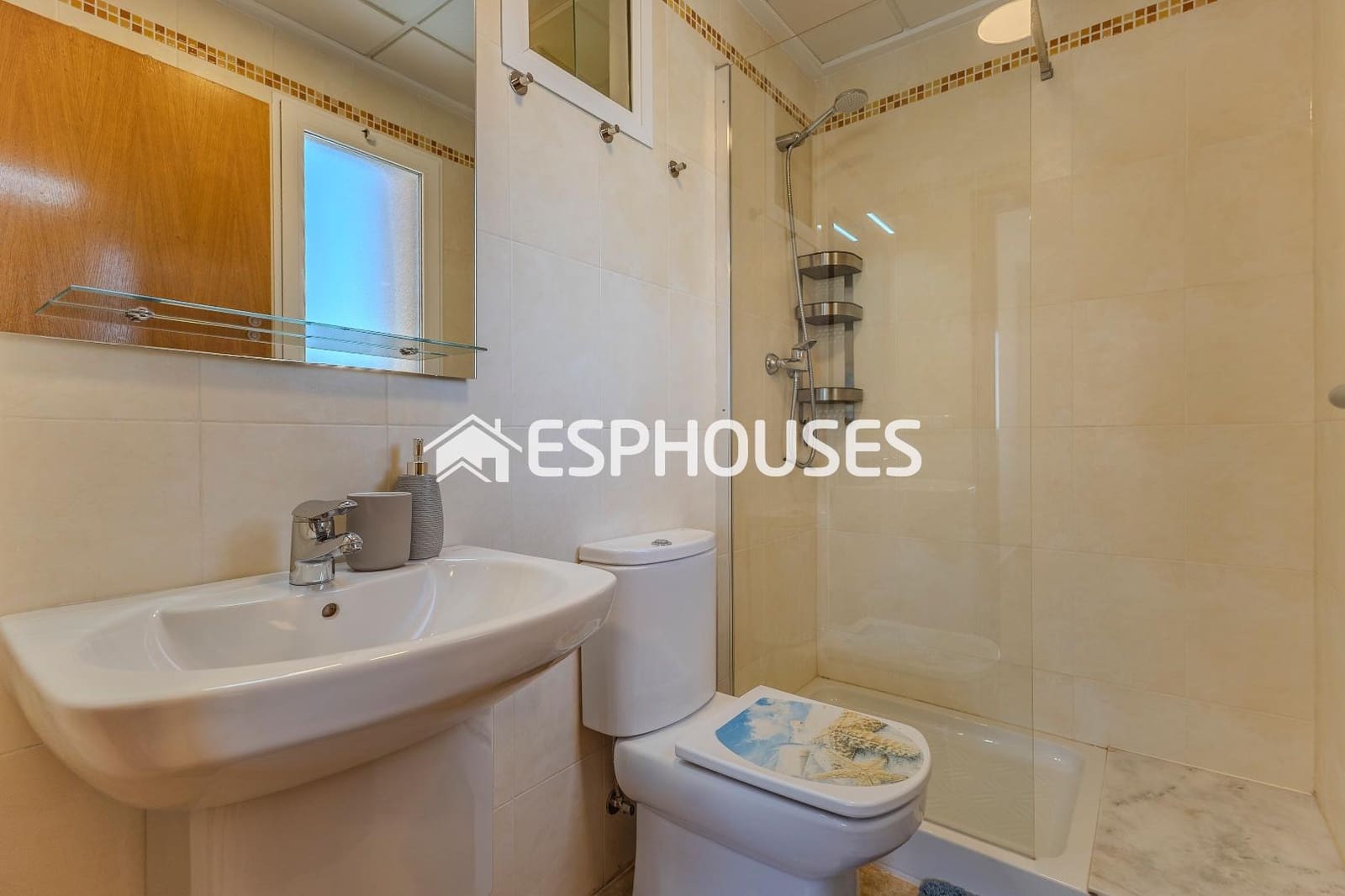 2 soveværelse Lejlighed til salg i Guardamar del Segura med swimmingpool garage - € 189.000 (Ref: 9444384)