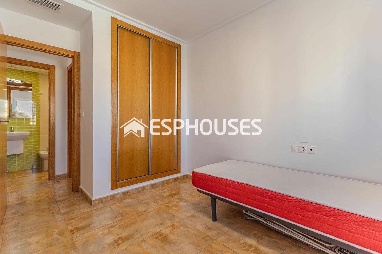 2 soveværelse Lejlighed til salg i Guardamar del Segura med swimmingpool garage - € 189.000 (Ref: 9444384)