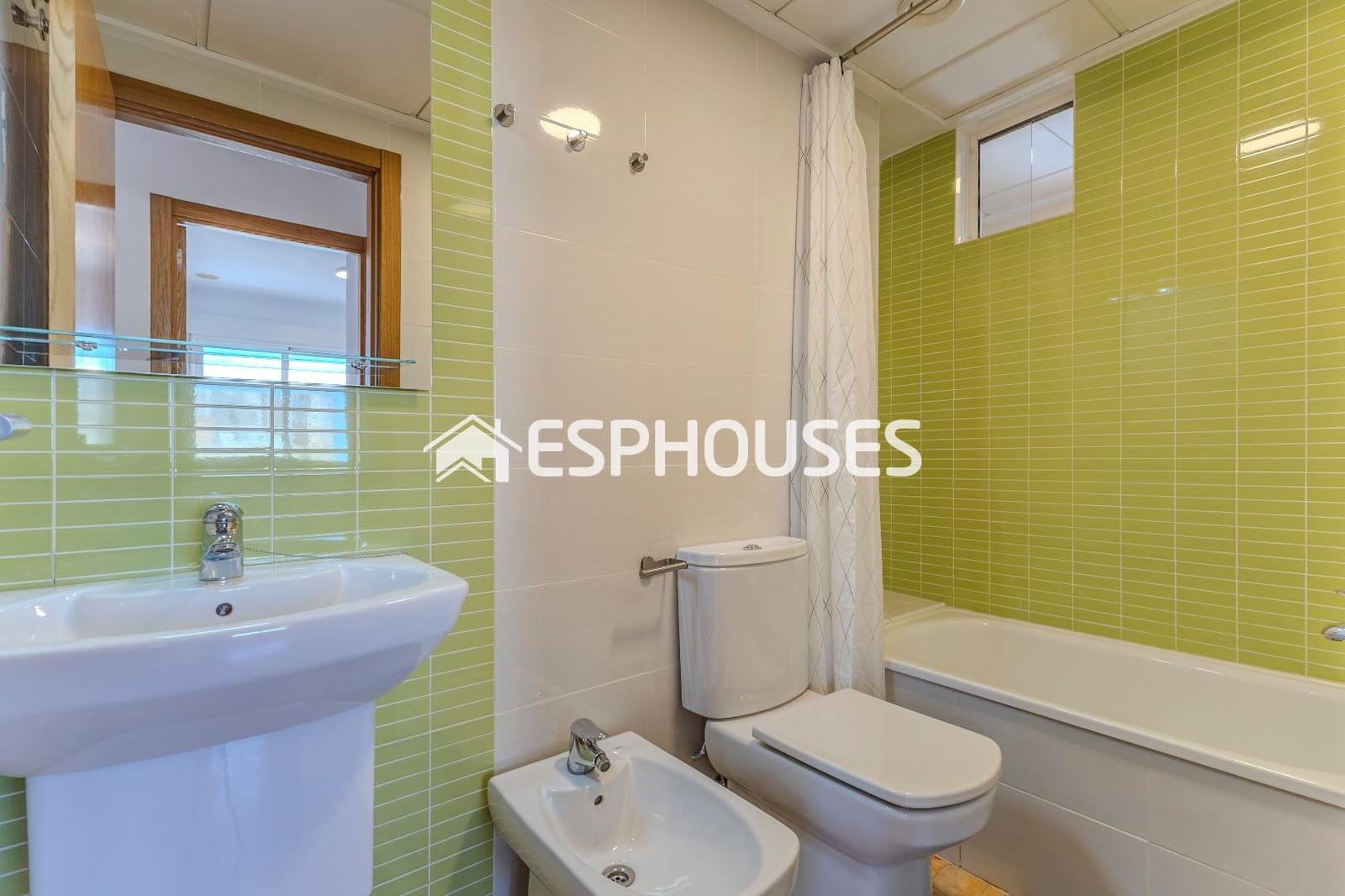 2 soveværelse Lejlighed til salg i Guardamar del Segura med swimmingpool garage - € 189.000 (Ref: 9444384)