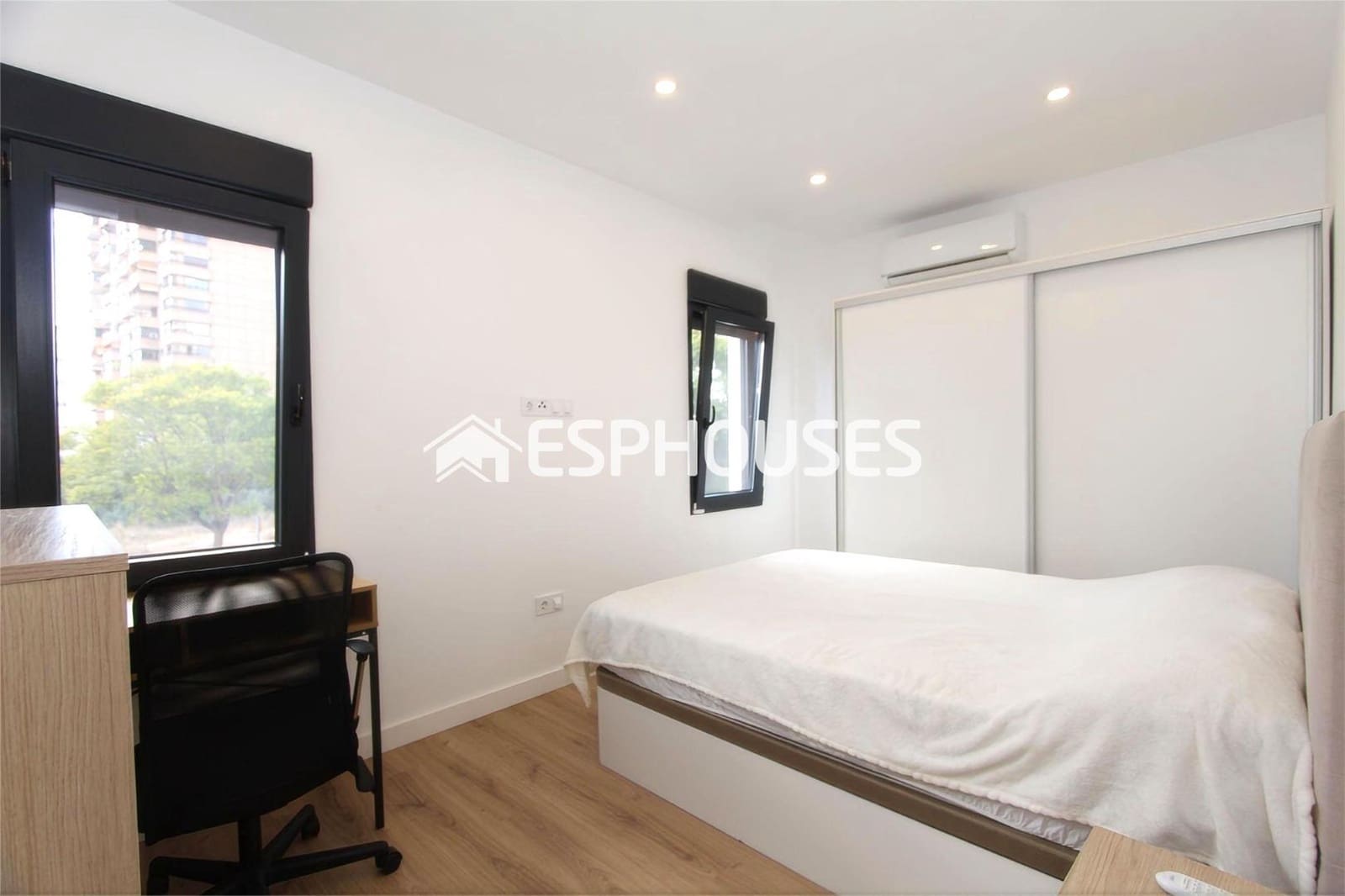 3 soveværelse Bungalow til salg i Benidorm - € 548.800 (Ref: 9444386)