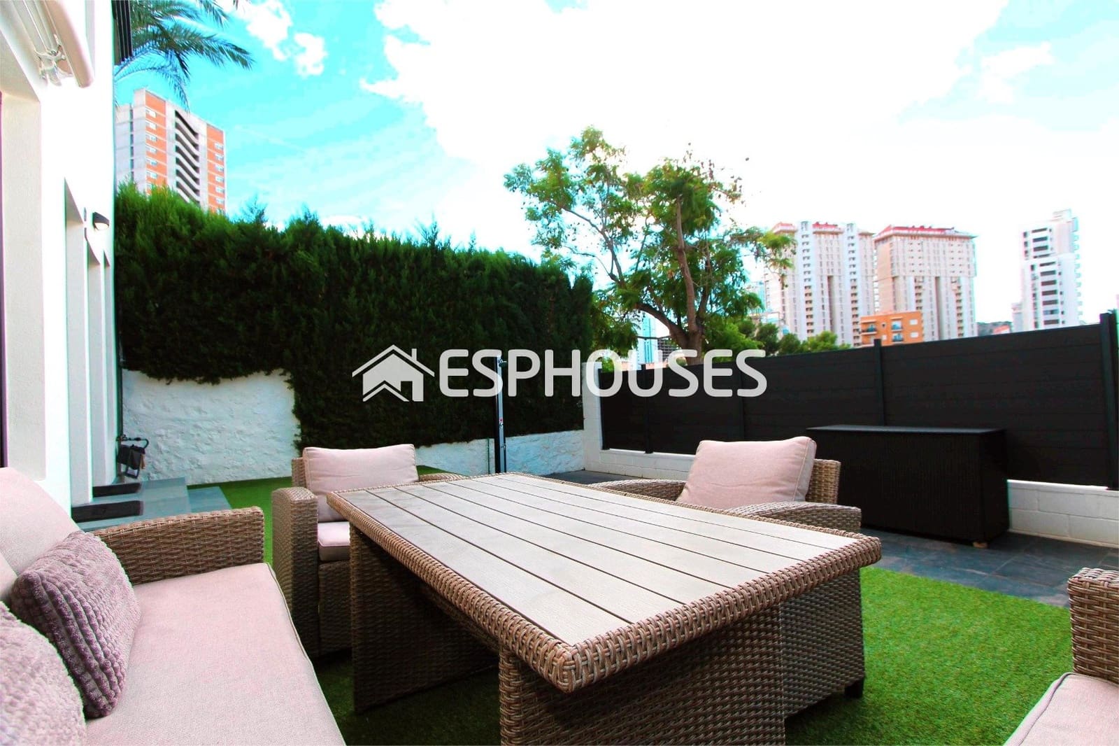 3 soveværelse Bungalow til salg i Benidorm - € 548.800 (Ref: 9444386)