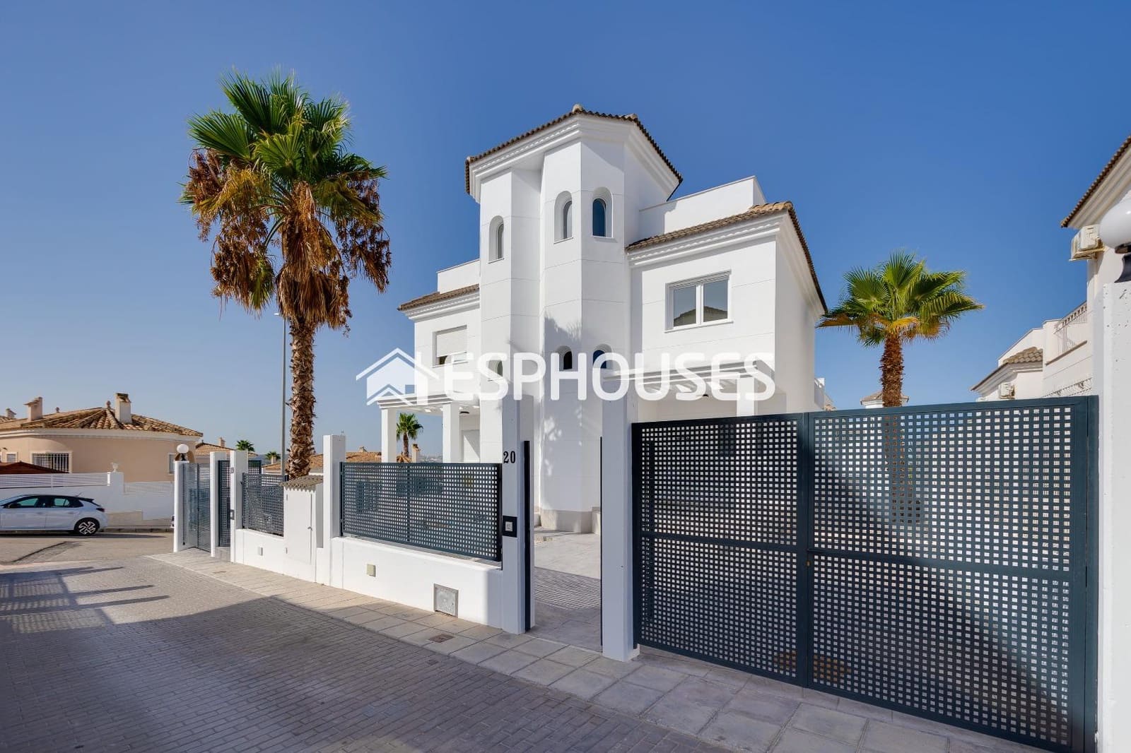 3 Zimmer Villa zu verkaufen in San Fulgencio mit Pool Garage - 275.000 € (Ref: 9444387)