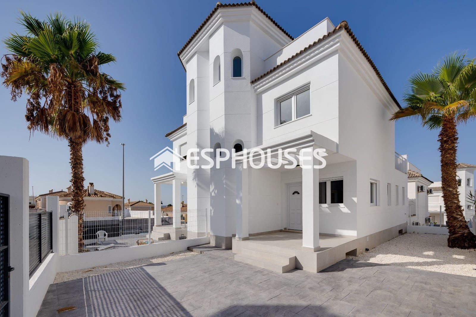 3 soverom Villa til salgs i San Fulgencio med svømmebasseng - € 280 000 (Ref: 9444387)