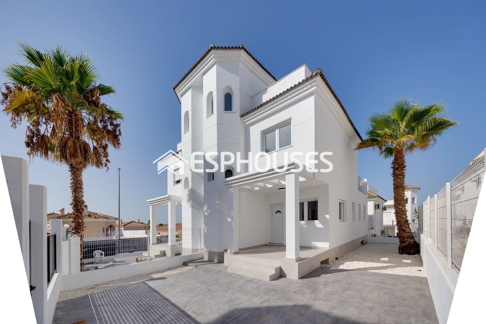 3 soverom Villa til salgs i San Fulgencio med svømmebasseng - € 280 000 (Ref: 9444387)