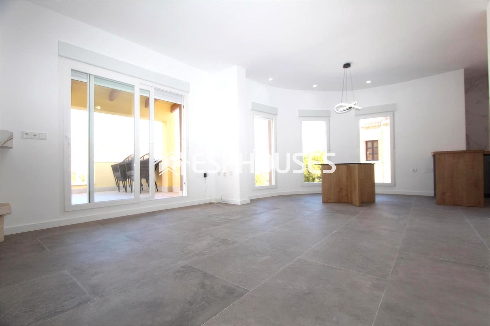 Chalet de 3 habitaciones en Rojales en venta con piscina garaje - 515.000 € (Ref: 9444396)