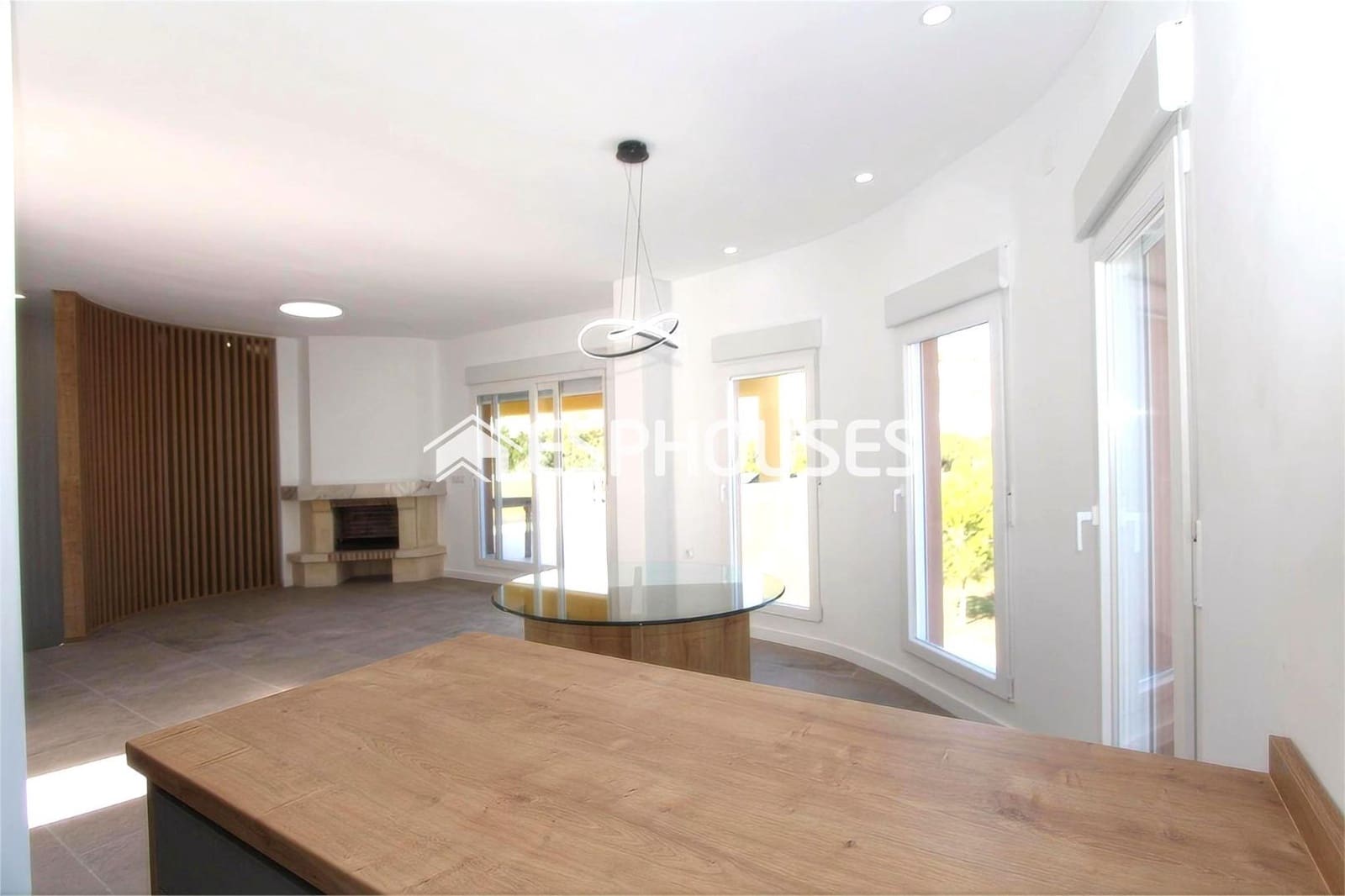 Chalet de 3 habitaciones en Rojales en venta con piscina garaje - 515.000 € (Ref: 9444396)