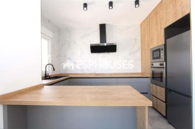 Chalet de 3 habitaciones en Ciudad Quesada, Rojales en venta con piscina garaje - 515.000 € (Ref: 9444396)