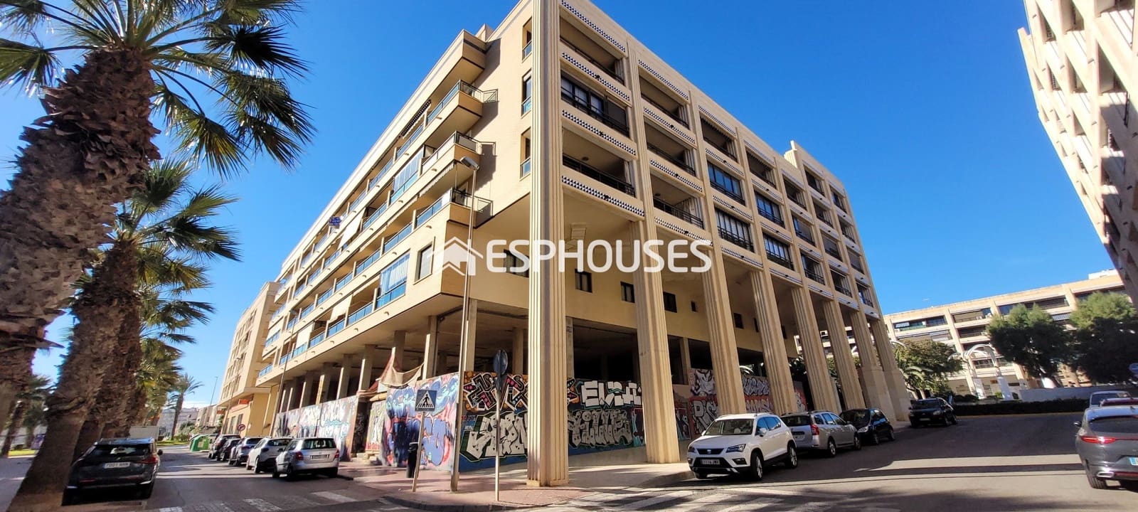 Gewerbe zu verkaufen in Guardamar del Segura - 950.000 € (Ref: 9444397)
