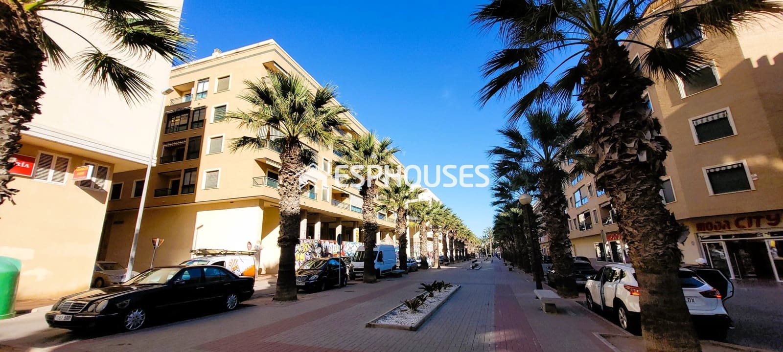 Gewerbe zu verkaufen in Guardamar del Segura - 950.000 € (Ref: 9444397)
