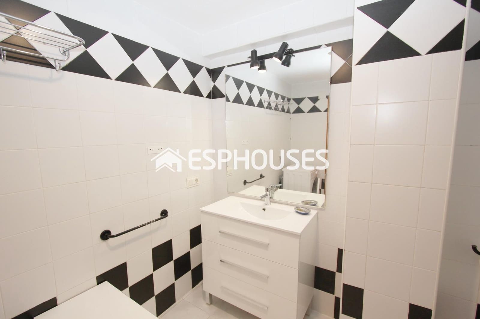 2 soveværelse Lejlighed til salg i Altea med garage - € 295.000 (Ref: 9444403)