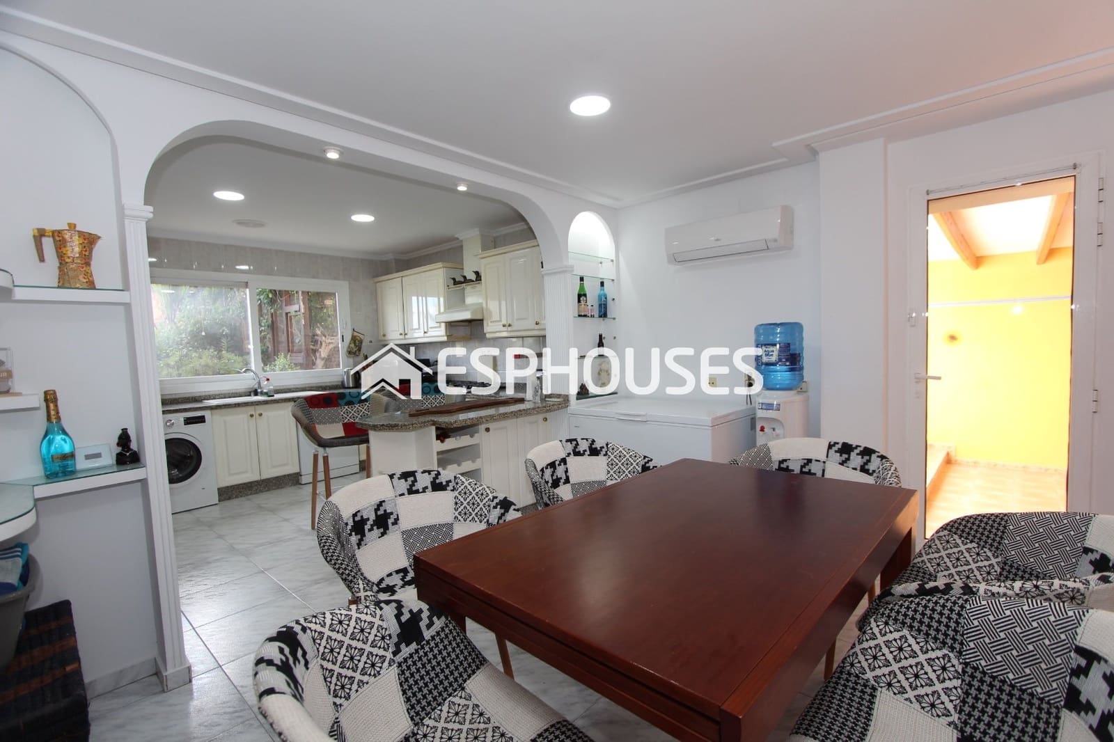 10 bedroom Villa for sale in Rebolledo with pool garage - € 860,000 (Ref: 9444414)