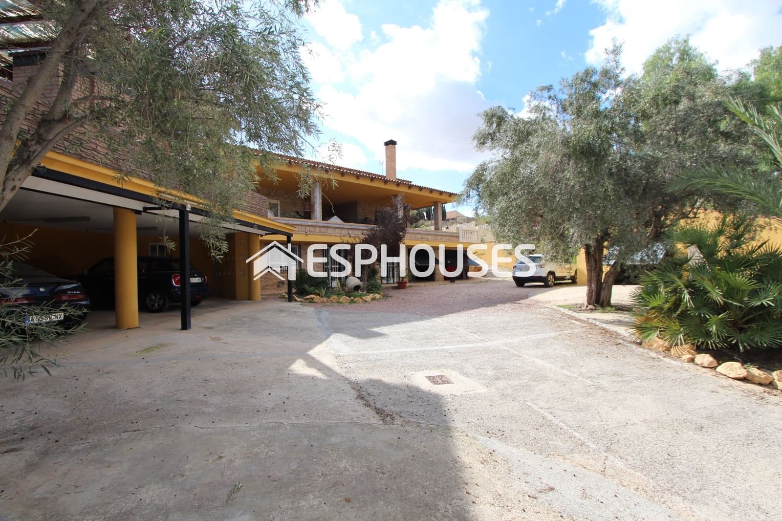 10 bedroom Villa for sale in Rebolledo with pool garage - € 860,000 (Ref: 9444414)