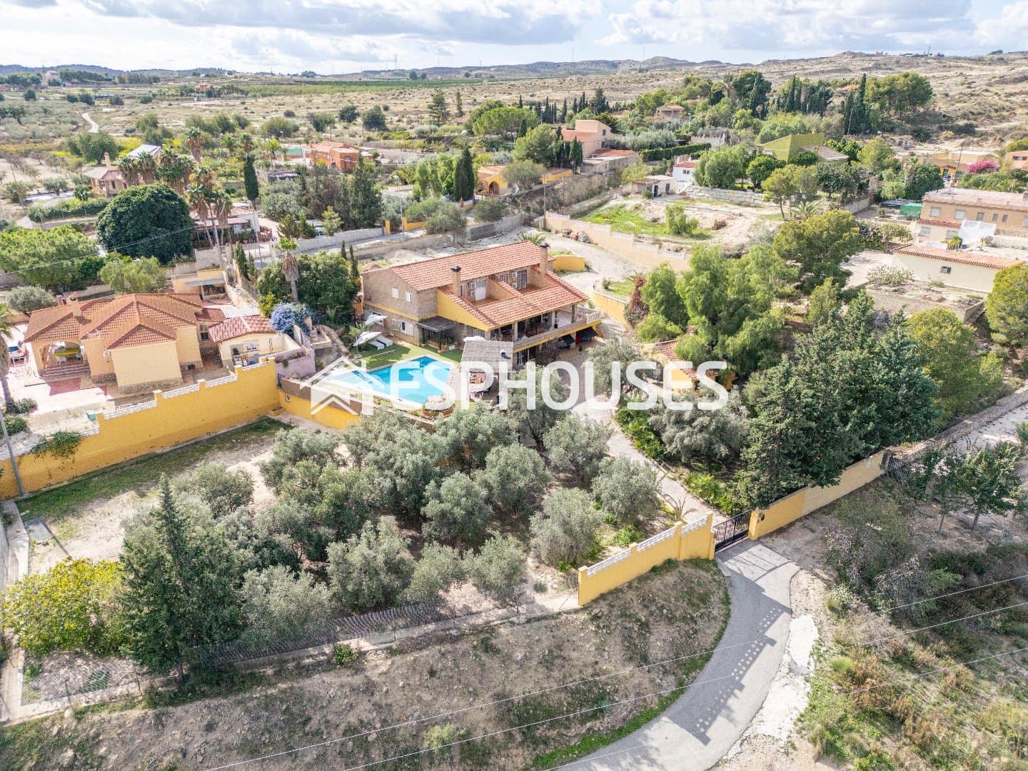 10 bedroom Villa for sale in Rebolledo with pool garage - € 860,000 (Ref: 9444414)