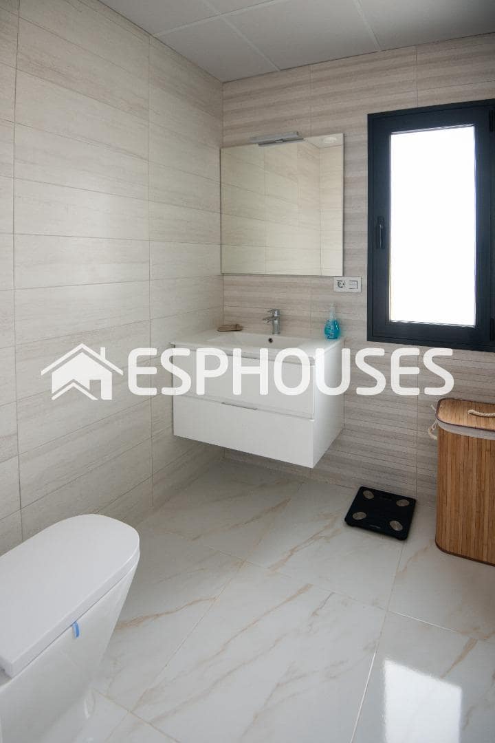 3 bedroom Villa for sale in Pinar de Campoverde with pool garage - € 422,500 (Ref: 9444431)