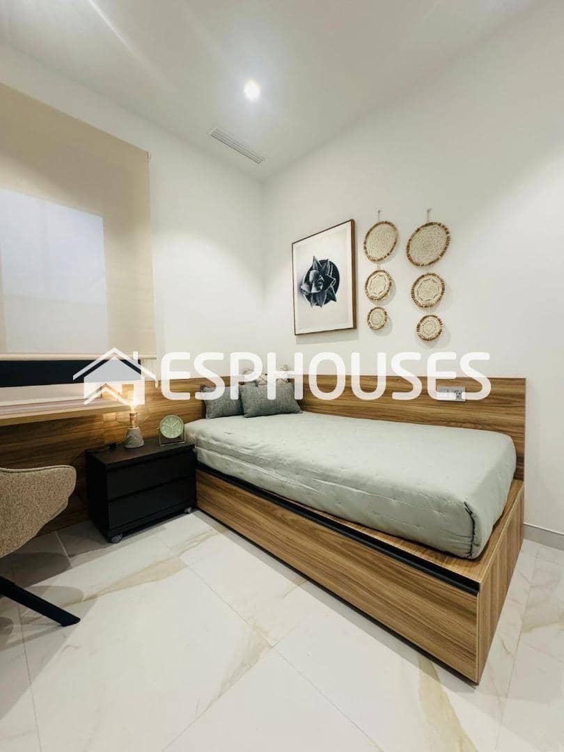 3 bedroom Villa for sale in Pinar de Campoverde with pool garage - € 422,500 (Ref: 9444431)