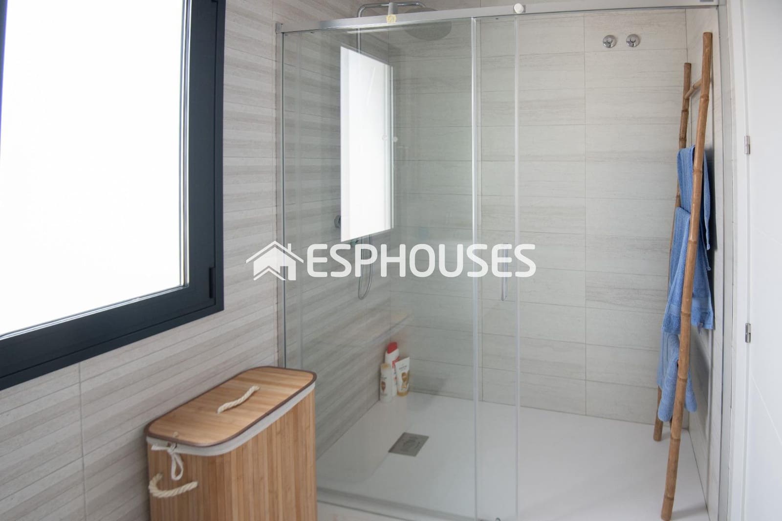 3 bedroom Villa for sale in Pinar de Campoverde with pool garage - € 422,500 (Ref: 9444431)