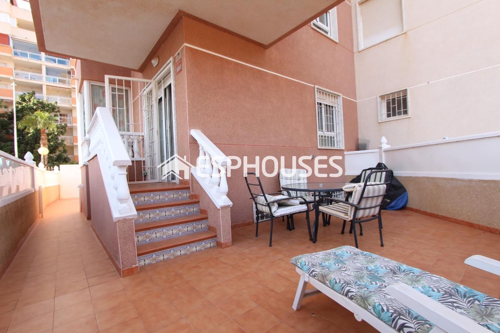 4 bedroom Apartment for sale in Guardamar del Segura with pool garage - € 198,000 (Ref: 9444444)